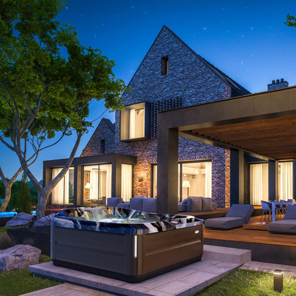 Are Jacuzzi&reg; hot tubs hard to maintain?